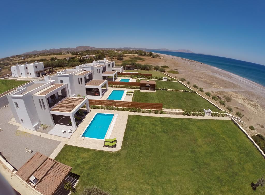 Antonoglou Beach Villas - Waterfront Luxury Retreat Lachania  Exterior photo