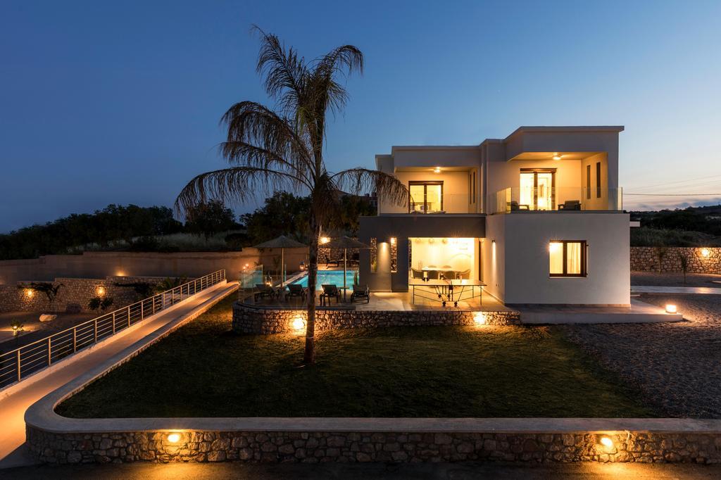 Antonoglou Beach Villas - Waterfront Luxury Retreat Lachania  Exterior photo