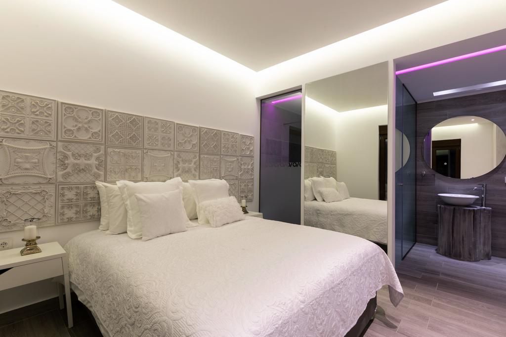 Antonoglou Beach Villas - Waterfront Luxury Retreat Lachania  Exterior photo